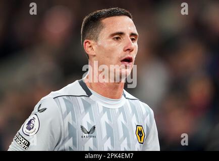 Photo du dossier datée du 18-10-2022 de Wolverhampton Wanderers's Daniel Podence, qui a été accusé de cracher au milieu de la forêt de Nottingham Brennan Johnson lors du match mal tempéré de la Premier League le week-end dernier. Date de publication : mercredi 5 avril 2023. Banque D'Images