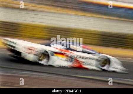 24 heures du Mans 1994 - Dauer porsche 962 LM - conduit par: Mauro Baldi (I)/Yannick Dalmas (F)/Hurley Haywood (Etats-Unis) Banque D'Images