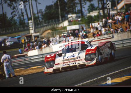 24 heures du Mans 1994 - Toyota 94C-V - conduit par: Mauro Martini (I)/Jeff Krosnoff (USA)/Eddie Irvine (GB) Banque D'Images