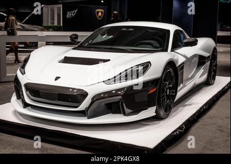 New York, États-Unis. 05th avril 2023. Un Rimac Nevera au salon international de l'auto de New York qui s'est tenu au Centre de congrès Jacob Javits de New York. Crédit : SOPA Images Limited/Alamy Live News Banque D'Images