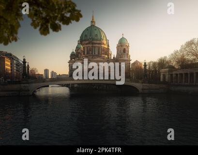 Cathédrale de Berlin et pont Friedrichs - Berlin, Allemagne Banque D'Images