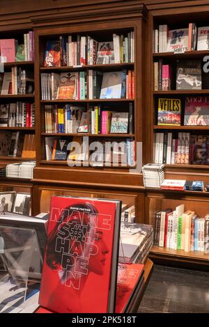 Rizzoli Bookstore est situé sur Broadway, dans le quartier chic de Nomad, 2023, New York City, USA Banque D'Images