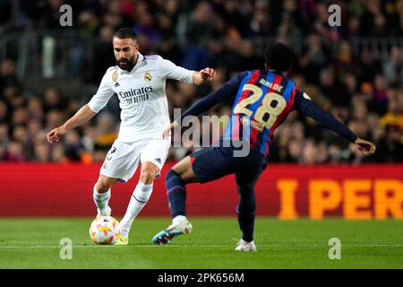 Barcelone, Espagne. 5th avril 2023. Carvajal (Real Madrid CF) duels pour le ballon contre Alejandro Balde (FC Barcelone) lors du match de football de la coupe des Rois entre le FC Barcelone et le Real Madrid CF, au Camp Nou Stadium 5 avril 2023 à Barcelone, Espagne. Foto: SIU Wu crédit: dpa/Alay Live News Banque D'Images