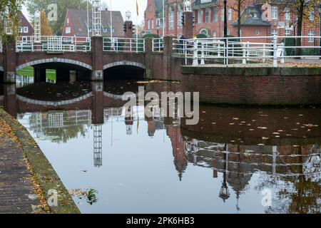 Canal principal à Papenburg Banque D'Images