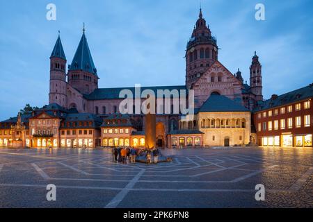 St. Cathédrale de Martin, place du marché, Mayence, Rhénanie-Palatinat, Allemagne Banque D'Images