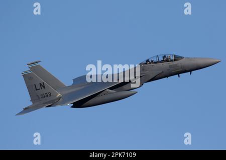 F-15E Strike Eagles part de RAF Lakenheath à Suffolk, le 3rd avril 2023 Banque D'Images