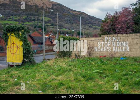 Un graffiti à Belfast Ouest dépeignant la lutte de Donohoe pour plus d'informations sur la mort de Noah , Belfast , Irlande du Nord. Banque D'Images