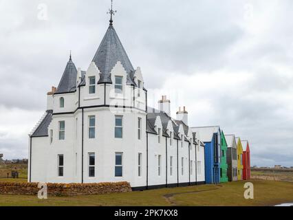 Maisons colorées à John O'Groats - Caithness, Écosse Banque D'Images