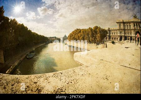 Vue de Ponte Umberto 1 en regardant vers le Vatican avec le Tibre au premier plan, Rome, Italie. Banque D'Images