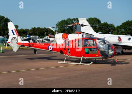 Aeropatiale sa-341D Gazelle HT3 hélicoptère ZB627 exposé au Royal International Air Tattoo Airshow, à RAF Fairford, Royaume-Uni. Ex Royal Air Force Banque D'Images