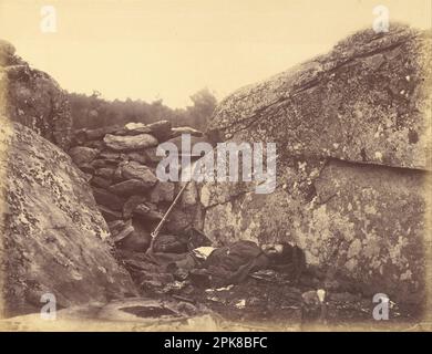 Domicile d'un shooter Rebel Sharpshooter, Gettysburg négatif juillet 1863; imprimé 1866 par Alexander Gardner Banque D'Images