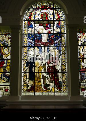 Vitraux de la fenêtre est, St. James Church, Walton, Warwickshire, Angleterre, Royaume-Uni Banque D'Images