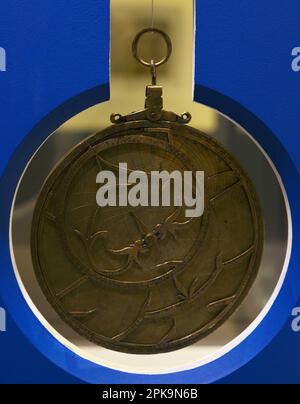 Astrolabe planisphérique, c. 1500. Musée maritime. Lisbonne, Portugal. Banque D'Images