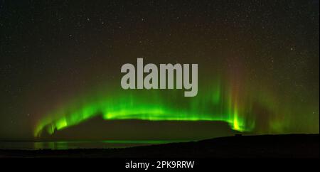 Panorama, Norvège, Lofoten, Vestvagoya, Eggum, aurora sur l'océan Atlantique Banque D'Images