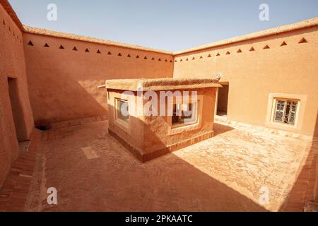 Maroc, Quarzazate, Kasbah Taourirt, résidence historique fortifiée Banque D'Images