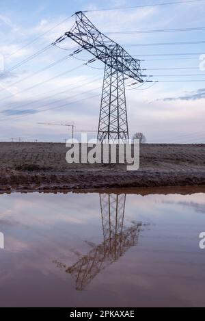 Pôle de puissance, sous-station Wolmirstedt, Saxe-Anhalt, Allemagne Banque D'Images