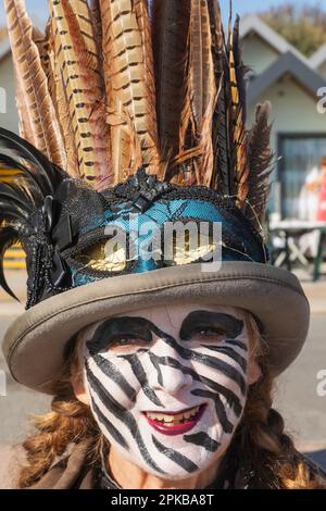 Angleterre, Dorset, Île de Purbeck, Swanage, Festival folklorique annuel Swanage, Portrait de danseuse Morris Banque D'Images