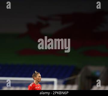 Cardiff, Royaume-Uni. 06th avril 2023. Jess Fishlock du pays de Galles est à l'affiche. Wales Women v Northern Ireland Women, football international amical au Cardiff City Stadium à Cardiff, pays de Galles, le jeudi 6th avril 2023. Cette image ne peut être utilisée qu'à des fins éditoriales. Usage éditorial seulement, photo par Andrew Orchard/Andrew Orchard sports photographie/Alamy Live News crédit: Andrew Orchard sports photographie/Alamy Live News Banque D'Images