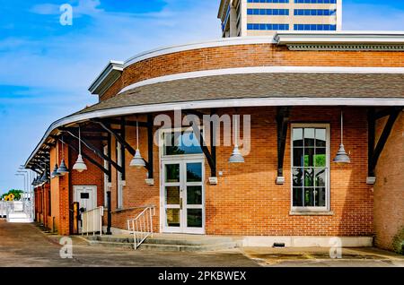 Le dépôt de train de la gare Union de Gulfport est représenté, 2 avril 2023, à Gulfport, Mississippi. La gare a été construite en 1904. Banque D'Images