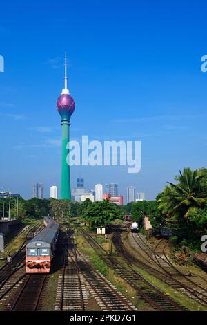 La Tour du Lotus, Nelum Kuluna, est le nouveau point de repère de la ville, Colombo, Sri Lanka Banque D'Images