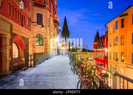 Stockholm, Suède. Bellmansgatan est une rue pittoresque au cœur du quartier branché de Sodermalm, bordée de bâtiments colorés et de cafés confortables. Banque D'Images