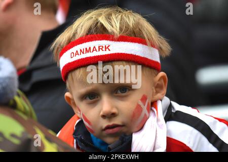 Malmö, Suède. 07th avril 2023. Eleda Stadion, Malmö, Suède, April7th 2023: Supporter danois pendant le match amical sur 7 avril 2023 entre la Suède et le Danemark à Eleda Stadion à Malmö, Suède (Peter Sonander/SPP) crédit: SPP photo de presse sportive. /Alamy Live News Banque D'Images