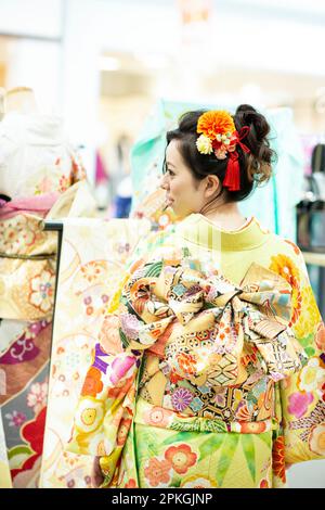 Femme en Kimono Banque D'Images