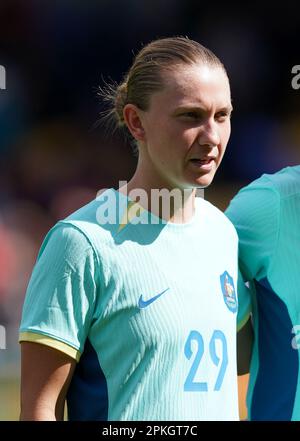 Claire Hunt en Australie lors d'un match international amical au Cherry Red Records Stadium de Londres. Date de la photo: Vendredi 7 avril 2023. Banque D'Images