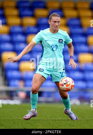 Claire Hunt en Australie lors d'un match international amical au Cherry Red Records Stadium de Londres. Date de la photo: Vendredi 7 avril 2023. Banque D'Images