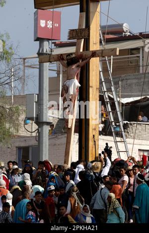 Mexico, Mexique. 7th avril 2023. Christ dans la représentation de 180th de la passion et de la mort du Christ dans la municipalité d'Iztapalapa à Mexico, Mexique. Sur 7 avril 2023 à Mexico, Mexique (Credit image: © Luis Barron/eyepix via ZUMA Press Wire) USAGE ÉDITORIAL SEULEMENT! Non destiné À un usage commercial ! Crédit : ZUMA Press, Inc./Alay Live News Banque D'Images