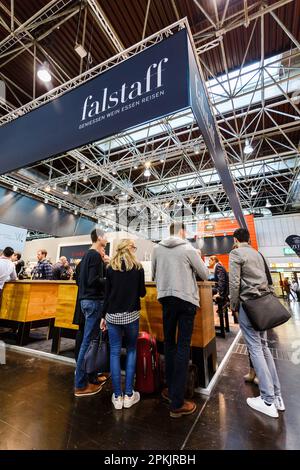 DÜSSELDORF, ALLEMAGNE - MARS 20: L'exposition du magazine Falstaff à ProWein on 20 mars 2018 à Düsseldorf, Allemagne. Le salon ProWein a lieu Banque D'Images