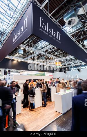 DÜSSELDORF, ALLEMAGNE - MARS 20: L'exposition du magazine Falstaff à ProWein on 20 mars 2018 à Düsseldorf, Allemagne. Le salon ProWein a lieu Banque D'Images