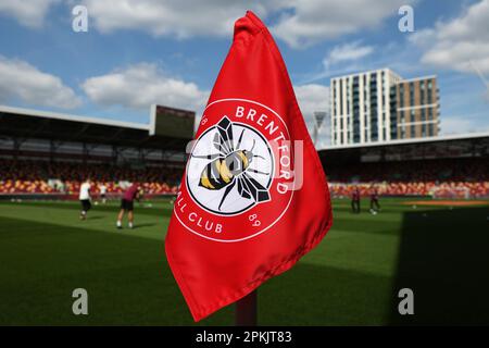 Londres, Royaume-Uni. 08th avril 2023. 8th avril 2023 ; Gtech Community Stadium, Brentford, Londres, Angleterre ; Premier League football, Brentford versus Newcastle United; Brentford Corner Flag Credit: Action plus Sports Images/Alay Live News Banque D'Images