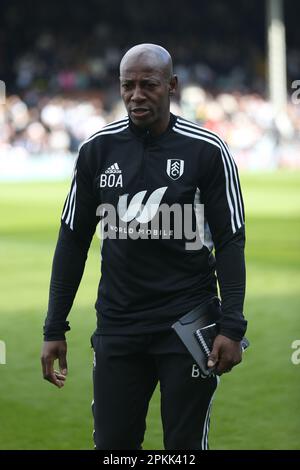 Londres, Royaume-Uni. 08th avril 2023. Le Manager adjoint Luis Boa Morte prend en charge l'absence de Marco Silva lors du match de Premier League entre Fulham et West Ham United à Craven Cottage, Londres, Angleterre, le 8 avril 2023. Photo par Pedro Soares. Utilisation éditoriale uniquement, licence requise pour une utilisation commerciale. Aucune utilisation dans les Paris, les jeux ou les publications d'un seul club/ligue/joueur. Crédit : UK Sports pics Ltd/Alay Live News Banque D'Images