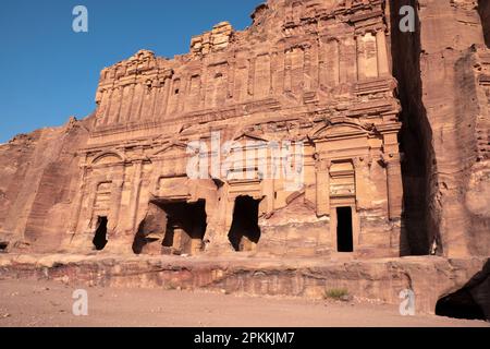 Tombe du palais et tombes royales, Pétra, site classé au patrimoine mondial de l'UNESCO, Jordanie, Moyen-Orient Banque D'Images