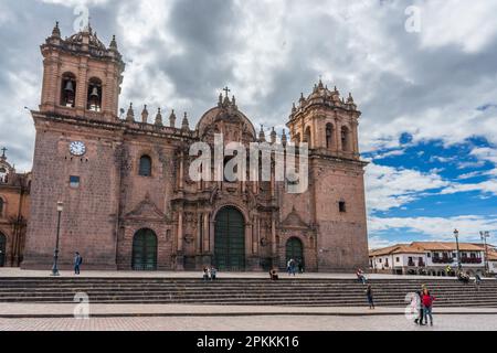 Cathédrale de Cusco, place Plaza de Armas, Cusco, site du patrimoine mondial de l'UNESCO, Pérou, Amérique du Sud Banque D'Images