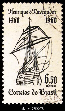 MOSCOU, RUSSIE - 26 MARS 2023 : le timbre-poste imprimé au Brésil montre Henry the Navigator, vers 1960 Banque D'Images