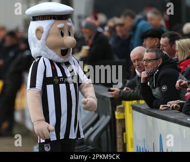 La mascotte de Grimsby Town The Mighty Mariner lors du match Sky Bet League 2 entre Grimsby Town et Hartlepool se sont Unis à Blundell Park, Cleethorpes, le vendredi 7th avril 2023. (Photo : Mark Fletcher | ACTUALITÉS MI) Credit: MI News & Sport /Alamy Live News Banque D'Images