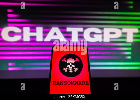 Brésil. 8th avril 2023. Dans cette illustration, la représentation d'un ransomware est affichée sur un écran de smartphone avec un logo ChatGPT (OpenAI) en arrière-plan. (Credit image: © Rafael Henrique/SOPA Images via ZUMA Press Wire) USAGE ÉDITORIAL SEULEMENT! Non destiné À un usage commercial ! Banque D'Images