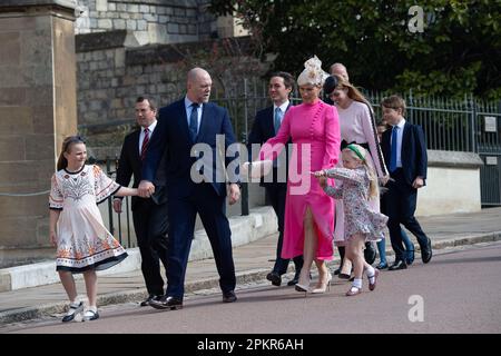 Windsor, Berkshire, Royaume-Uni. 9th avril 2023. Zara et Mike Tindall arrivent avec leurs filles et les membres de la famille royale pour assister au service du matin de Pâques à la chapelle Saint-Georges au château de Windsor ce matin. Crédit : Maureen McLean/Alay Live News Banque D'Images