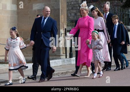 Windsor, Berkshire, Royaume-Uni. 9th avril 2023. Zara et Mike Tindall arrivent avec leurs filles et les membres de la famille royale pour assister au service du matin de Pâques à la chapelle Saint-Georges au château de Windsor ce matin. Crédit : Maureen McLean/Alay Live News Banque D'Images