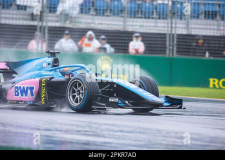 Jack Doohan d'Australie au volant de l'Invicta Virtuosi Racing (14) pendant les qualifications F2 au Grand Prix de Formule 1 d'Australie. Banque D'Images