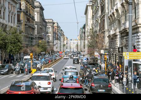 Italien, Neapel, Corso Umberto I., Blick von Westen Banque D'Images