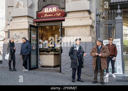 Italien, Neapel, Piazza Nicola Amore am Corso Umberto I., Süd-Ost-Seite Banque D'Images