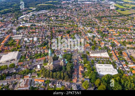 Vue aérienne, St. Église catholique Anthony Basilica dans la ville de Rheine à Rheine, Münsterland, Rhénanie-du-Nord-Westphalie, Allemagne, Münsterland, Lieu de culte, D Banque D'Images