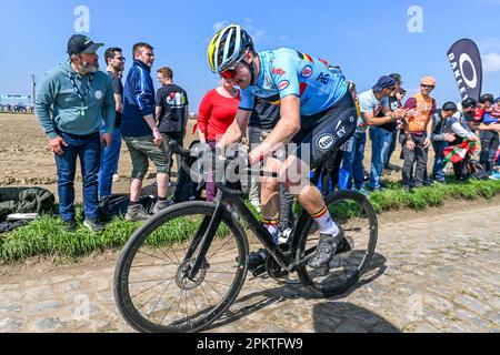 Gruson, France. 09th avril 2023. Le coureur belge Victor Vaneeckhoute, dimanche 9 avril 2023, sur Carrefour de lArbre à Gruson, France . Credit: Sportpix / Alamy Live News Banque D'Images