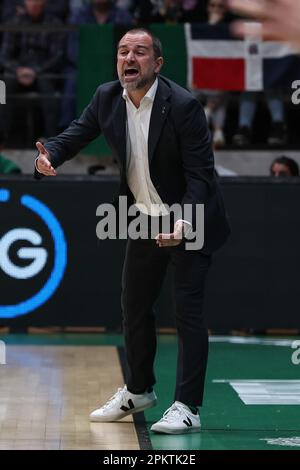 BADALONA, ESPAGNE - AVRIL 9: Carles Duran de Joventut Badalona pendant le match de l'ACB Liga Endesa entre Joventut Badalona et Valence Panier au Palau Municipal d Sports de Badalona sur 9 avril 2023 à Badalona, Espagne (photo de David Ramirez/DAX Images) Banque D'Images