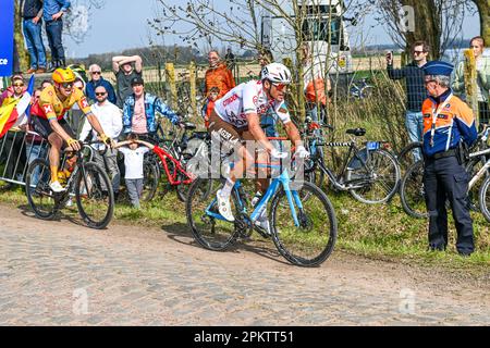 Gruson, France. 09th avril 2023. Greg Van Avermaet de AG2R Citroën Team photographié sur Carrefour de lArbre, le dimanche 9 avril 2023, Gruson, France . Credit: Sportpix / Alamy Live News Banque D'Images