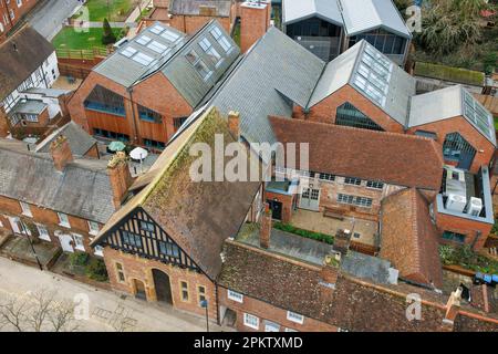 Atelier de costume de la Royal Shakespeare Company. Le bâtiment se trouve sur le site du 1887 Memorial Theatre Scene Dock, en face du Royal Shakespeare Banque D'Images