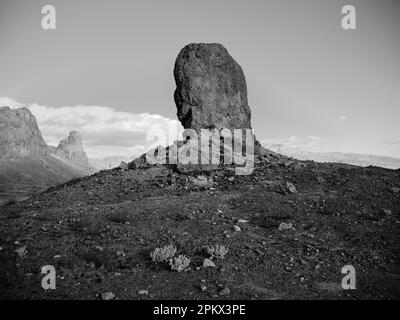 Formation de roches aux Pinnacles de Trona. Banque D'Images